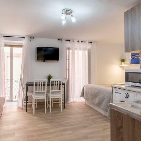 Sagasta Apartamento En Pleno Centro De Sevilla Bagian luar foto